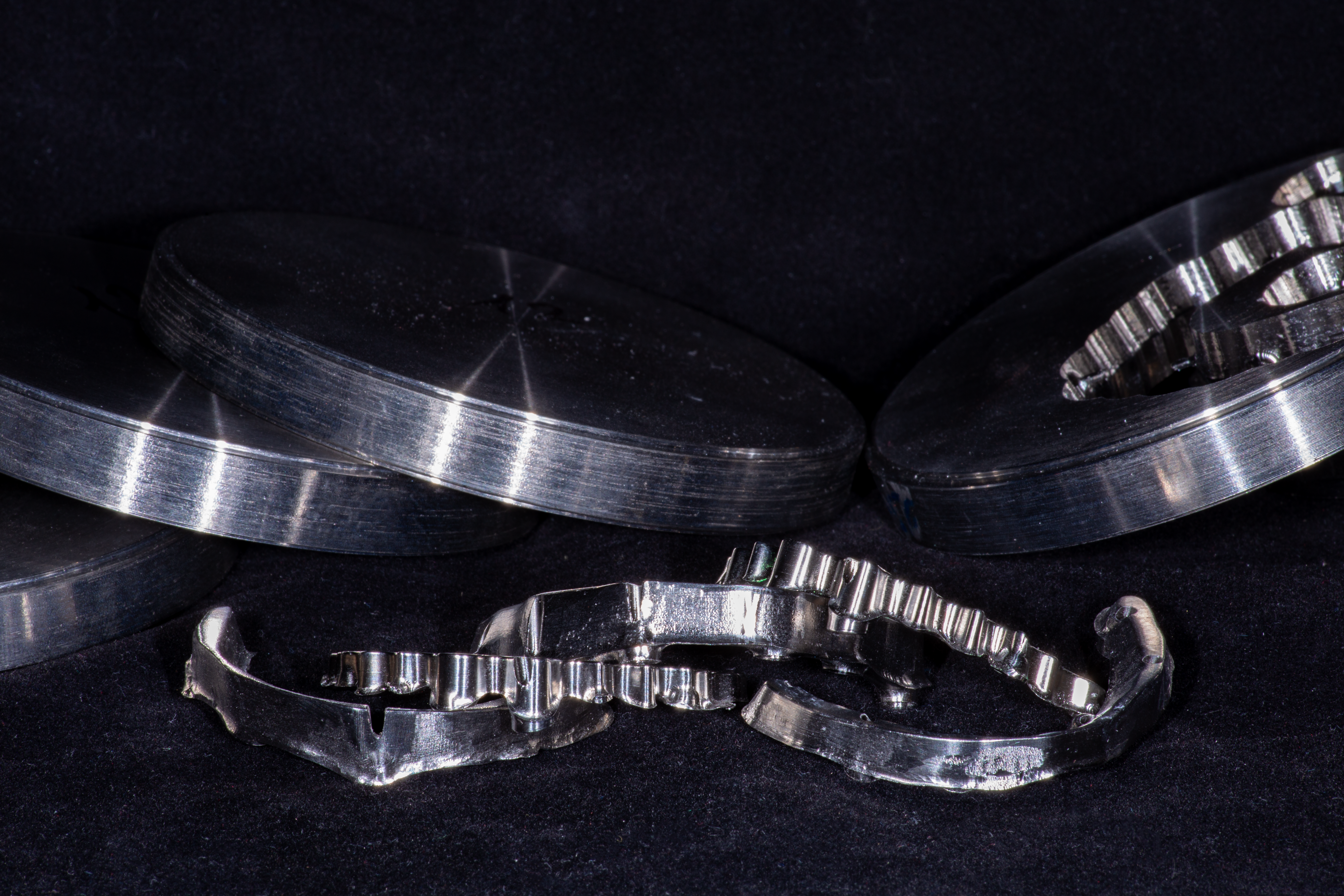 Титановые балки: Изготовление каркасов Алматы для титановых балок на имплантах.